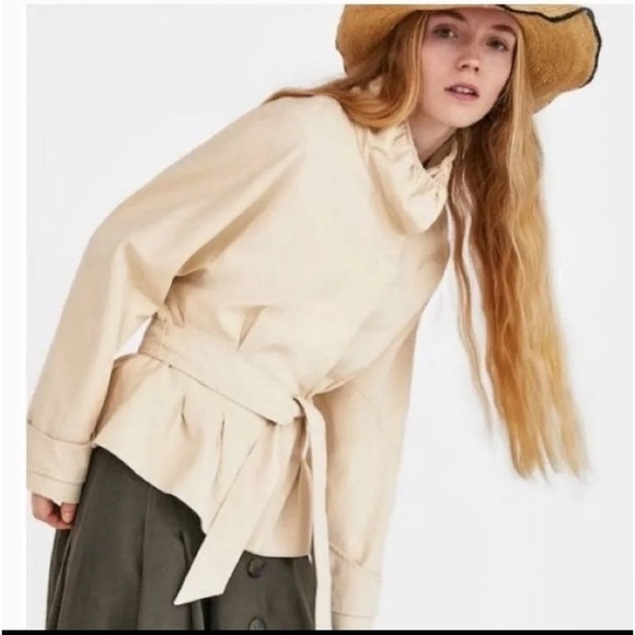 Zara Jackets & Blazers - 𝅺zara Woman Pleated Jacket Gathering Detail Tan Beige XS